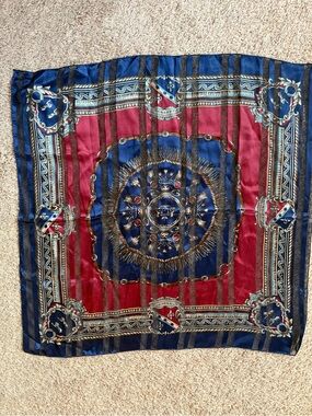 Vintage-Inspired Silk Scarf Elaine Gold Royal Elegant  Traditional 34x34
